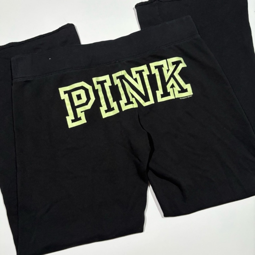 Y2K pink sweatpants